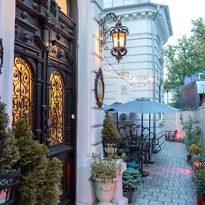 Hotel Conacul Coroanei Luxury Boutique, Bucarest